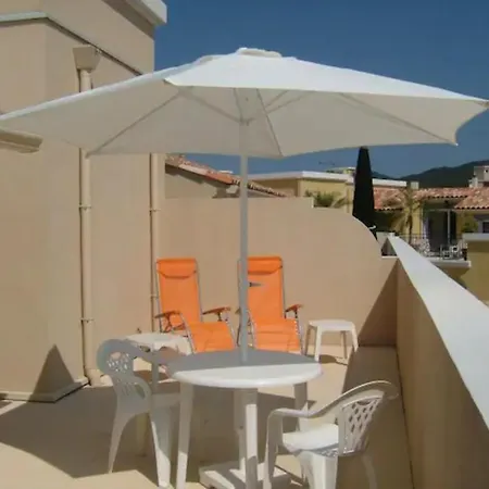 Casa Del Mar - Beautiful Two Bedroom Penthouse *
