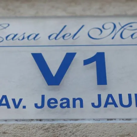 Casa Del Mar - Beautiful Two Bedroom Penthouse Apartment