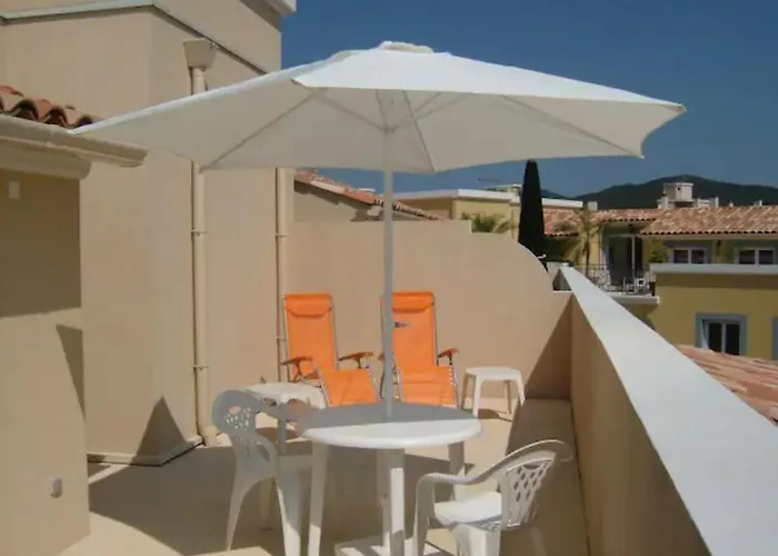 Casa Del Mar - Beautiful Two Bedroom Penthouse *