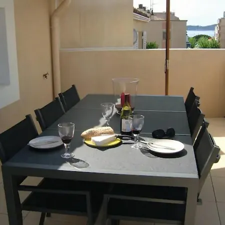 Casa Del Mar - Beautiful Two Bedroom Penthouse アパート サント・マキシム